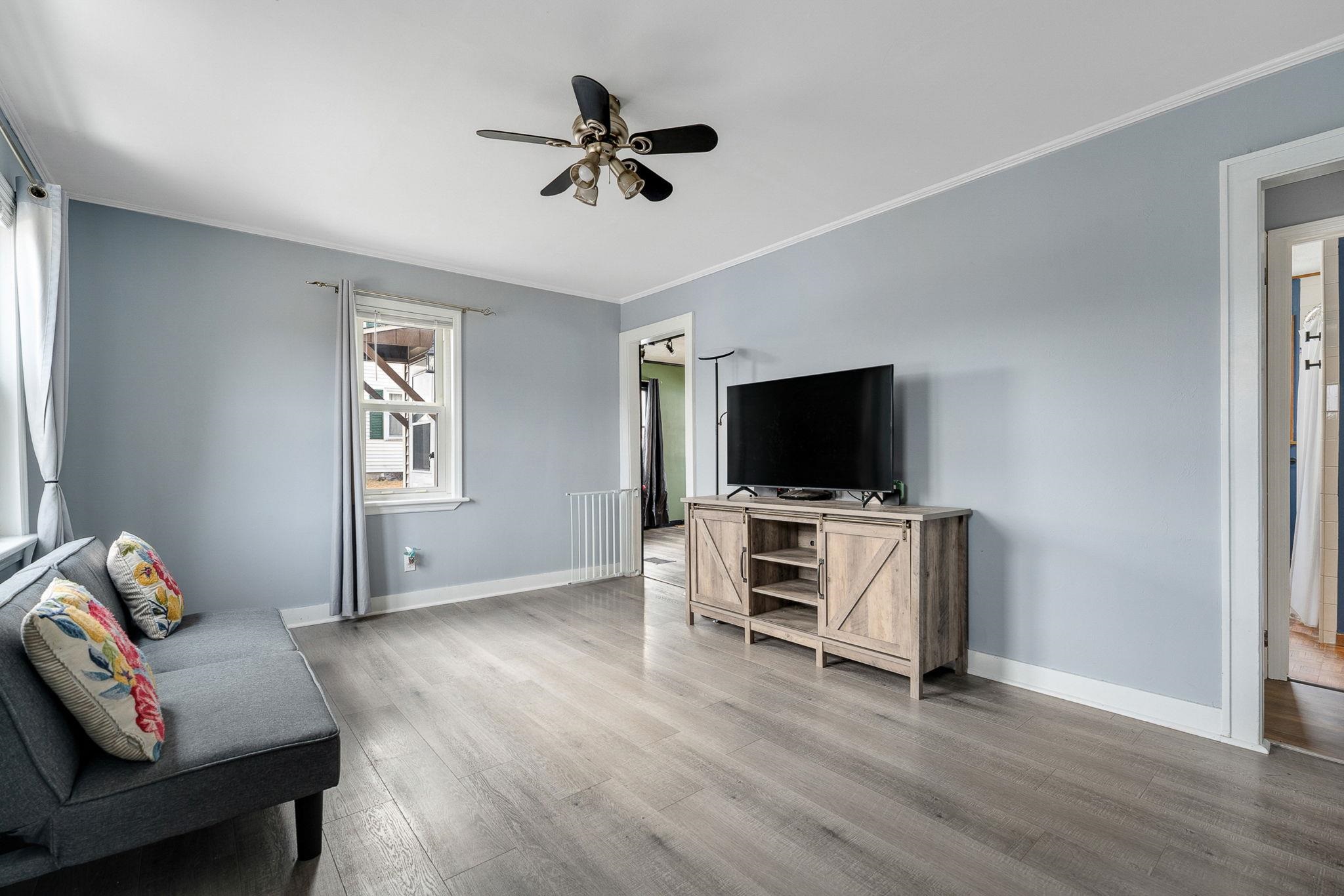 62 Washington Road Barre Town, VT 05649 - Photo 6 of 27