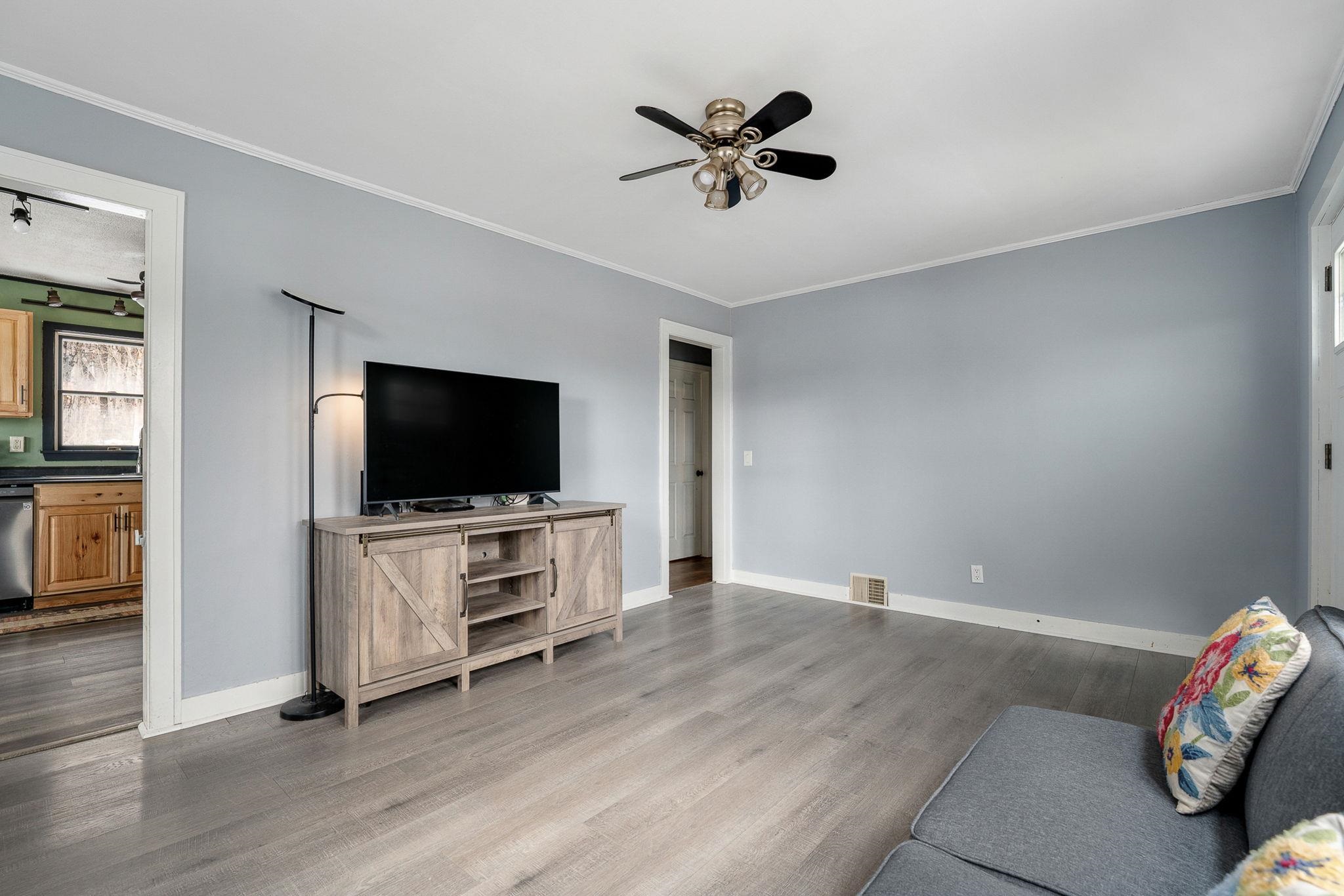 62 Washington Road Barre Town, VT 05649 - Photo 7 of 27