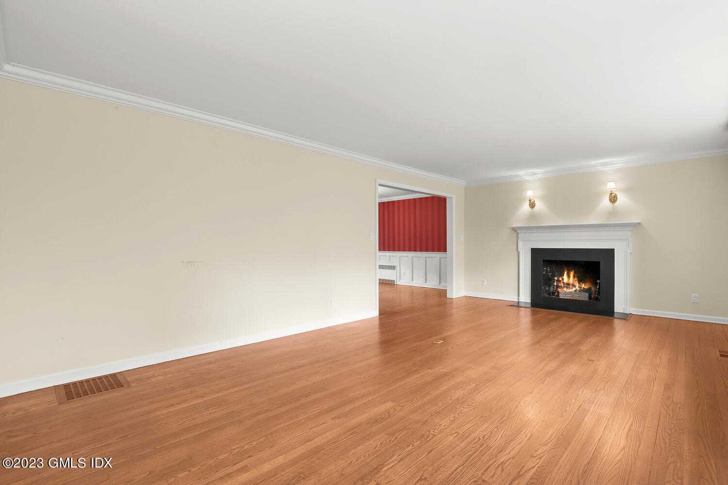 16 Intervale Place Greenwich, CT 06830 - Photo 6 of 23 16 intervale Living Room
