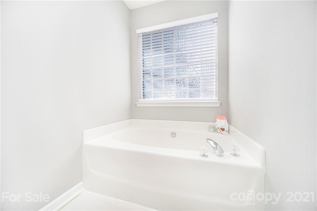 900 Matthews School Road Matthews, NC 28105 - Photo 14 of 29 Gallery Image 14