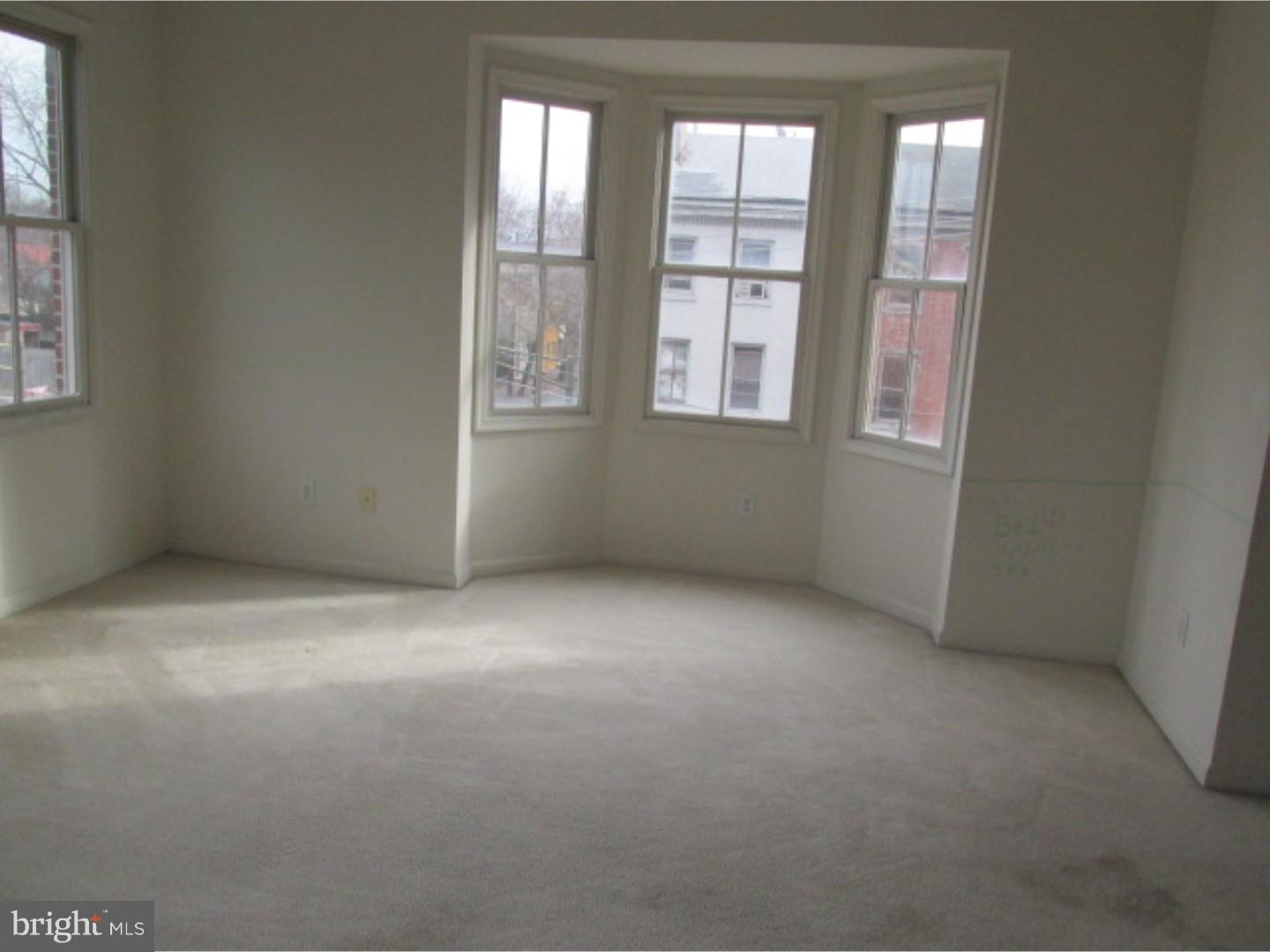 151 Jackson Street Trenton, NJ 08611 - Photo 5 of 13