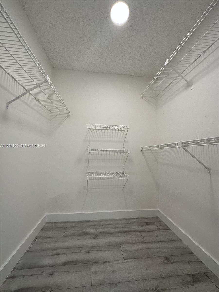 601 Ives Dairy Road, Unit 4038 Miami, FL 33179 - Photo 18 of 49