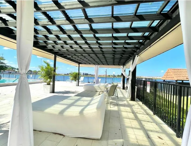 $2,300 | 601 Ives Dairy Road, Unit 4038, Miami, FL 33179