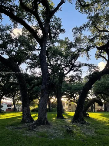 $2,300 | 601 Ives Dairy Road, Unit 4038, Miami, FL 33179