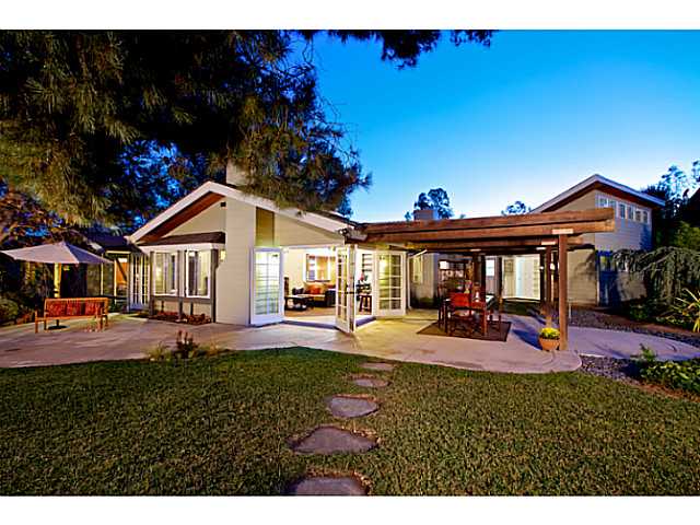 7872 Rio Senda Rancho Santa Fe, CA 92067 - Photo 3 of 25