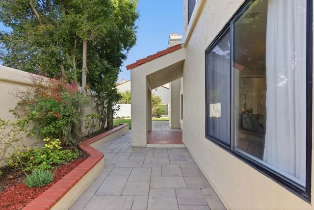 $2,388,000 | 517 Martinique Drive, Redwood City, CA 94065