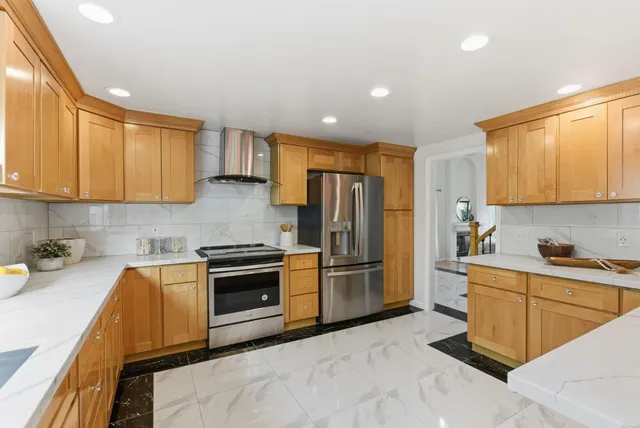 $2,388,000 | 517 Martinique Drive, Redwood City, CA 94065