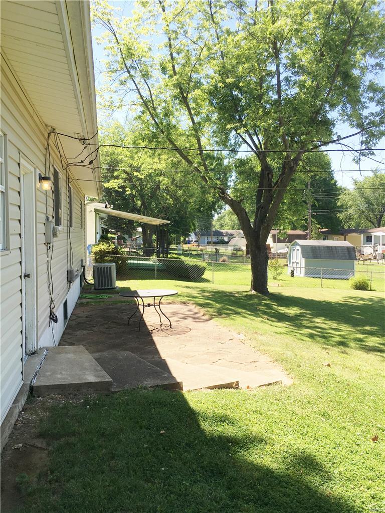 1470 Mullanphy Road Florissant, MO 63031 - Photo 23 of 29