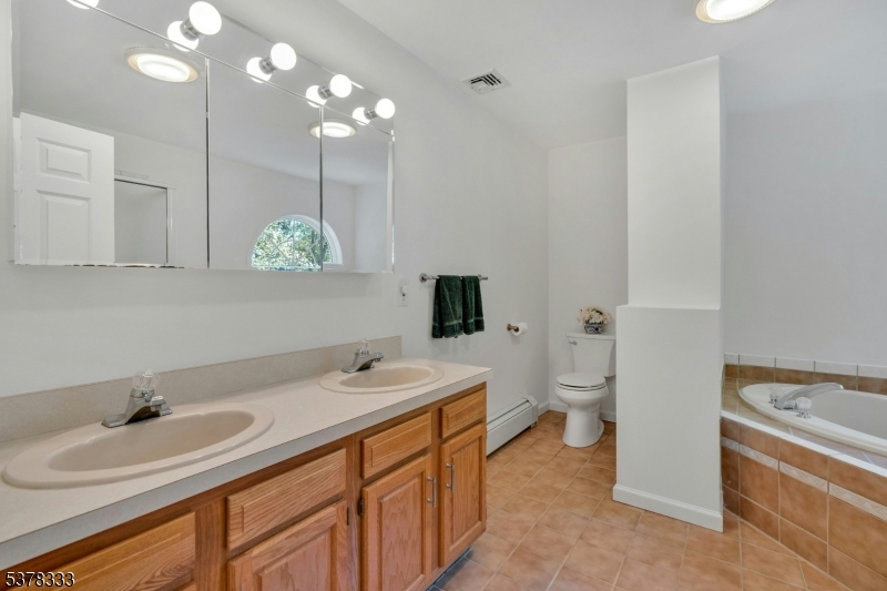 82 Union Hill Road Morris Plains, NJ 07950 - Photo 26 of 38