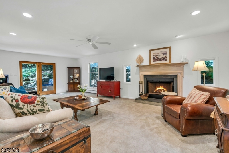 82 Union Hill Road Morris Plains, NJ 07950 - Photo 6 of 38