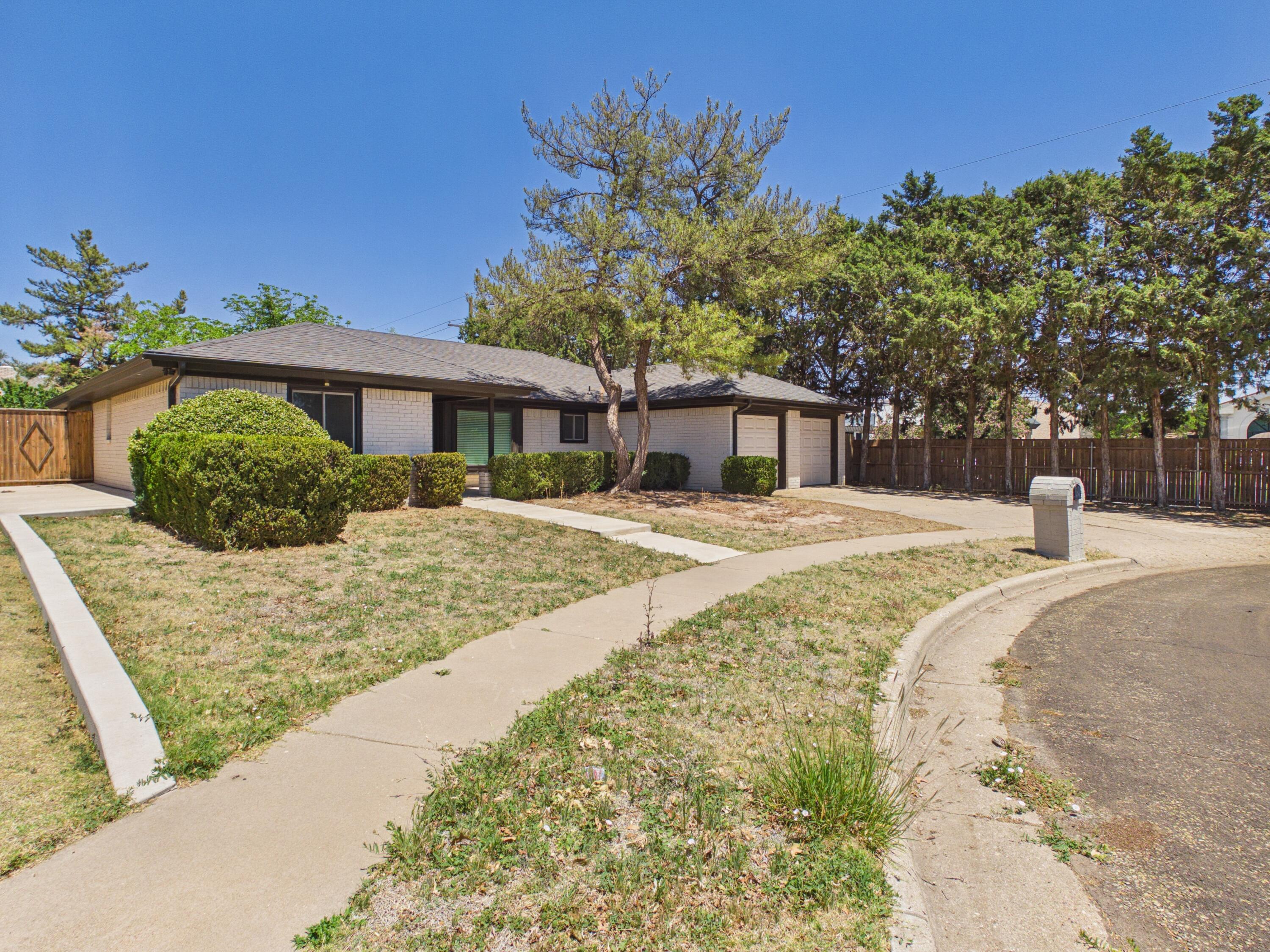 4402 78th Street Lubbock, TX 79424 - Photo 2 of 37 CAM06369G6-PR0020-STILL004