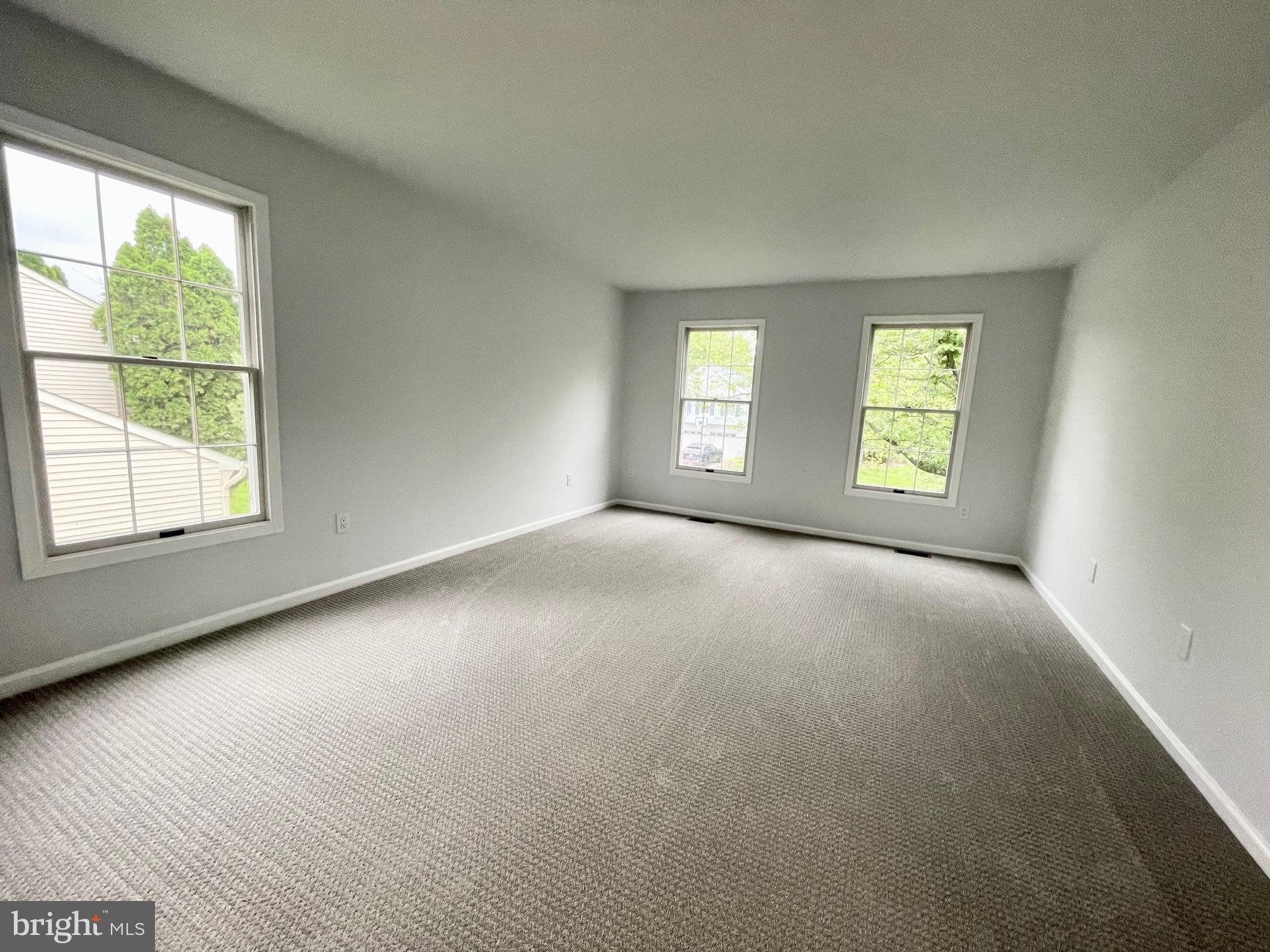 8600 Aqueduct Road Potomac, MD 20854 - Photo 25 of 66 Master Suite