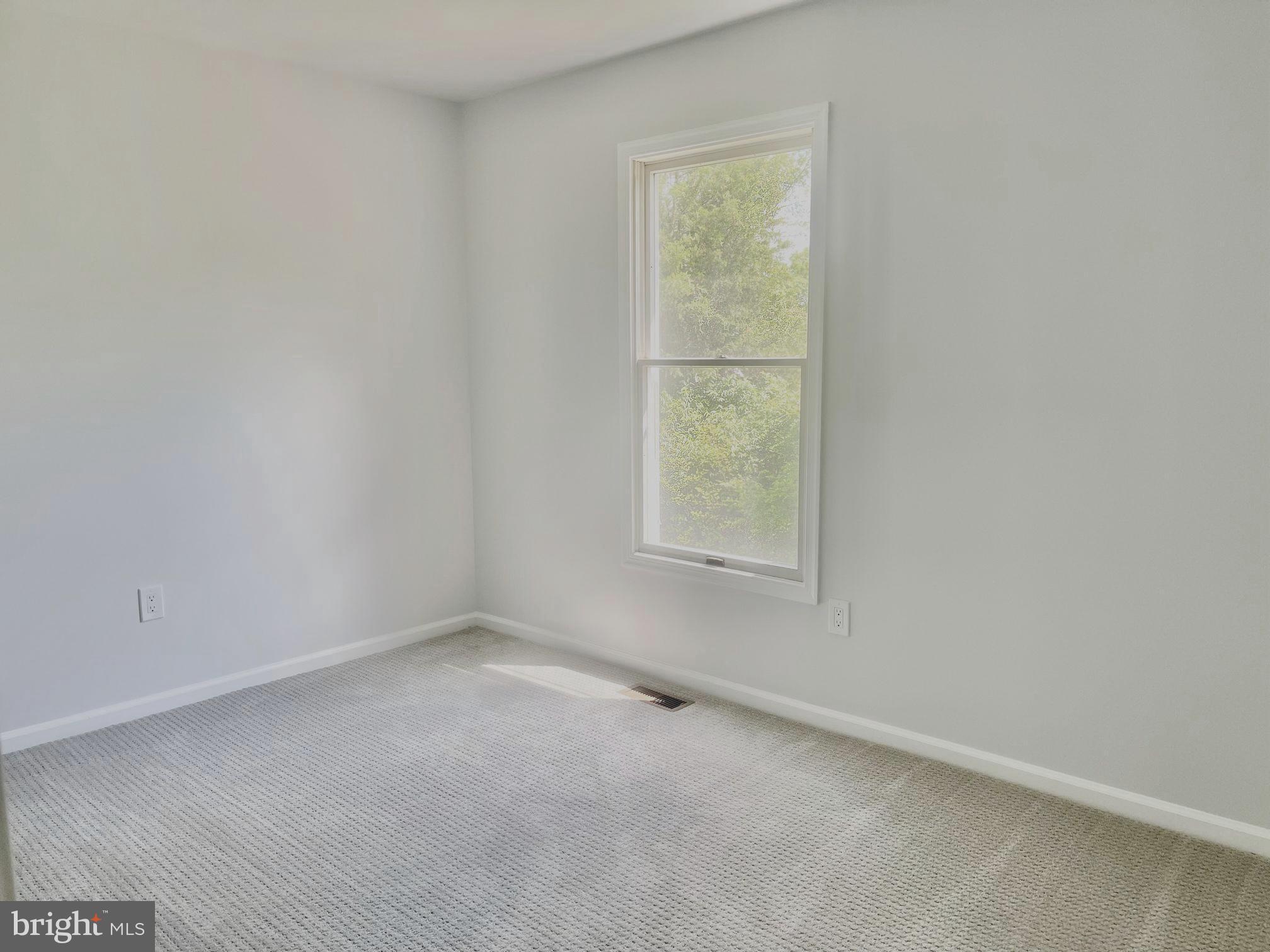 8600 Aqueduct Road Potomac, MD 20854 - Photo 36 of 66 BR 2