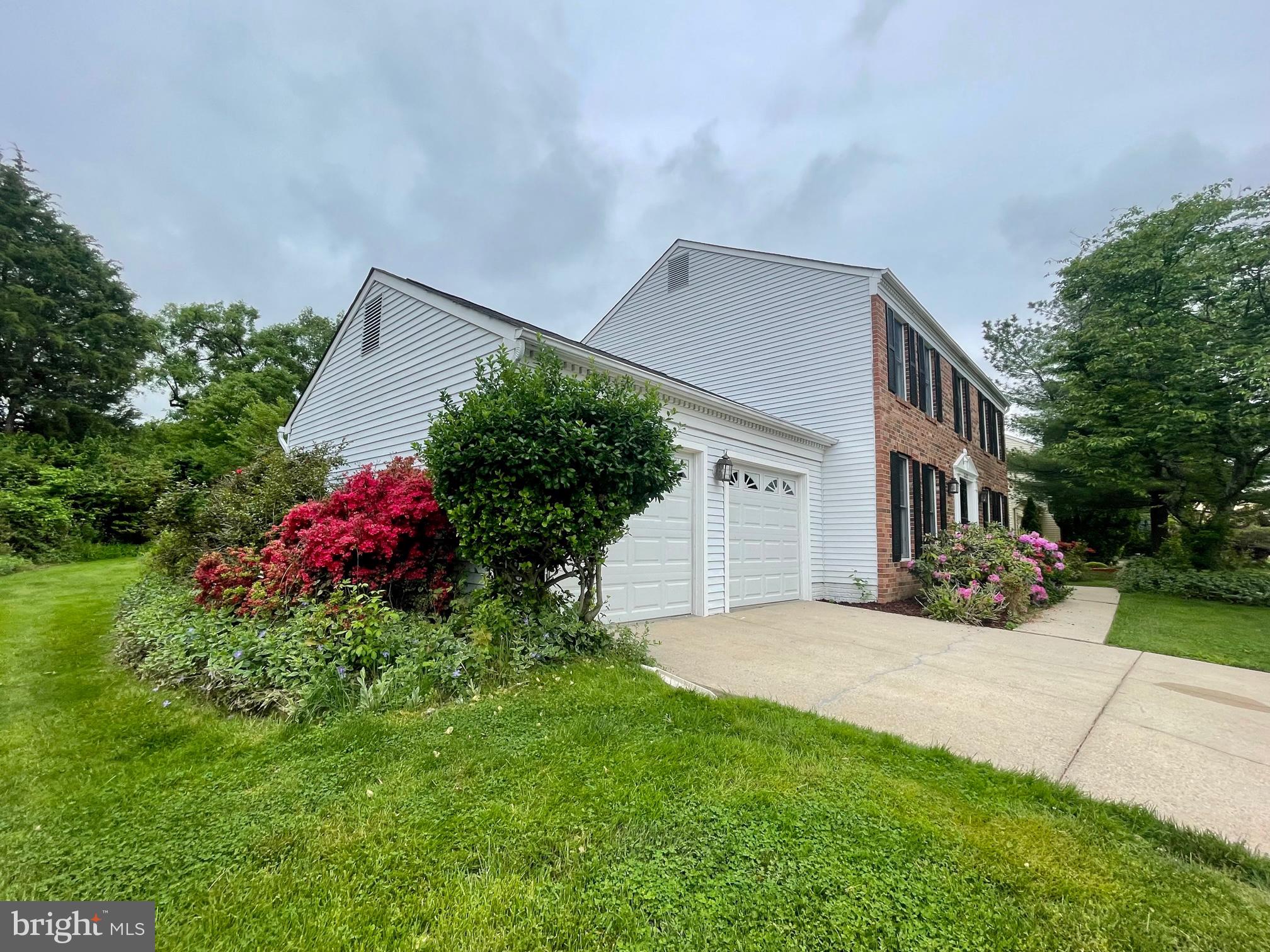 8600 Aqueduct Road Potomac, MD 20854 - Photo 60 of 66 Side View