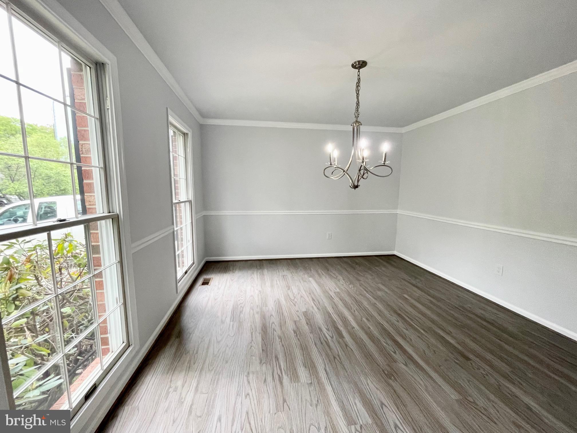 8600 Aqueduct Road Potomac, MD 20854 - Photo 10 of 66 Dining Room