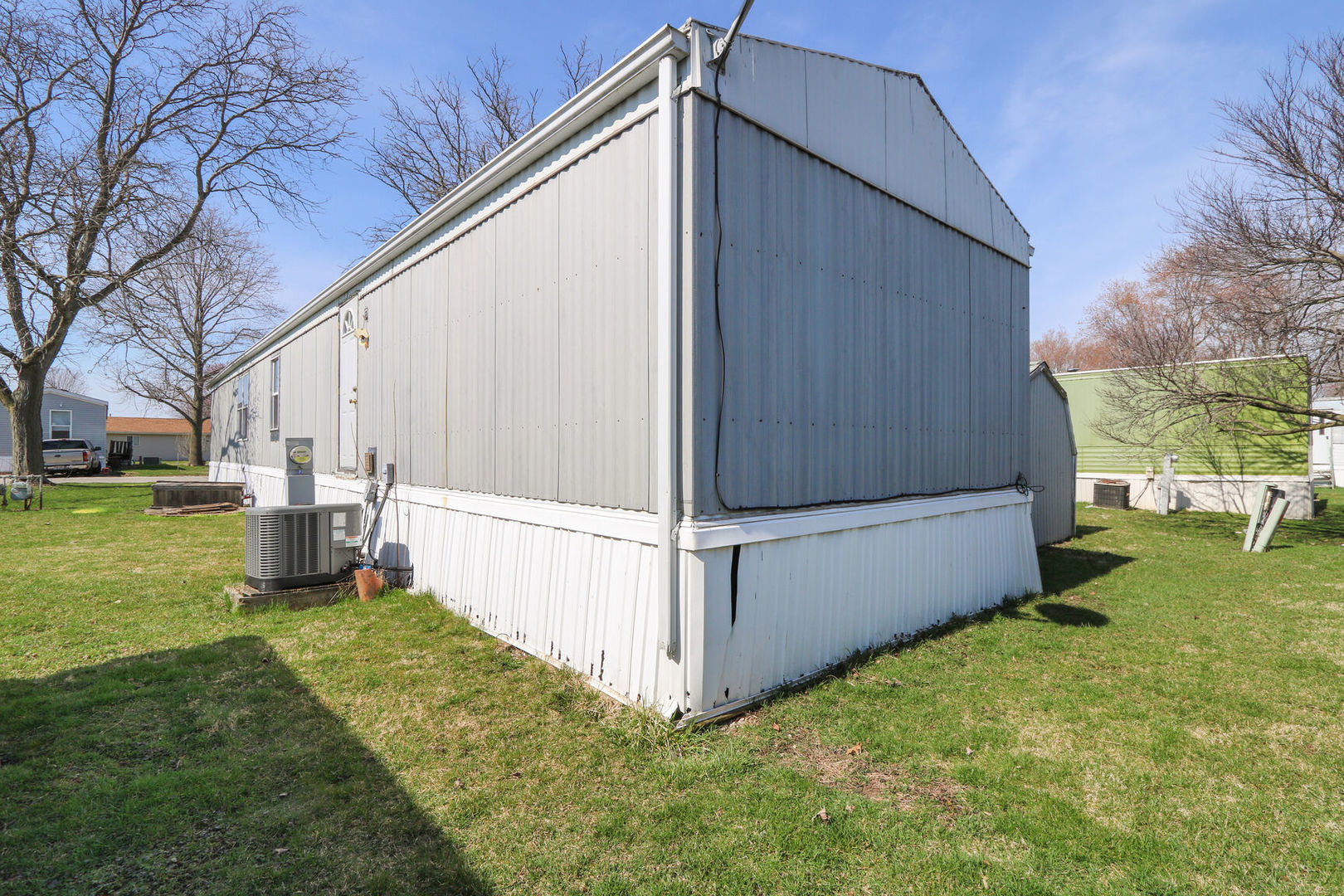 4809 West Windsor Road, Unit D18 Champaign, IL 61822 - Photo 5 of 6