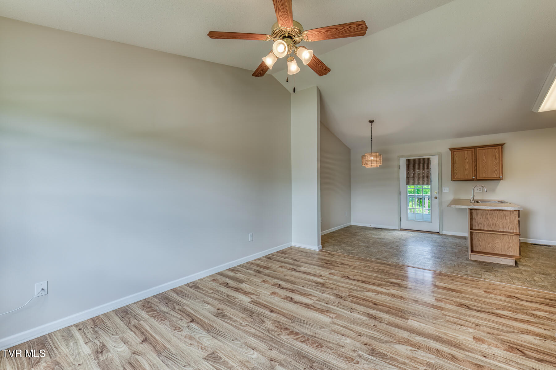 186 New Hope Road Jonesborough, TN 37659 - Photo 8 of 44 186 New Hope Rd-8