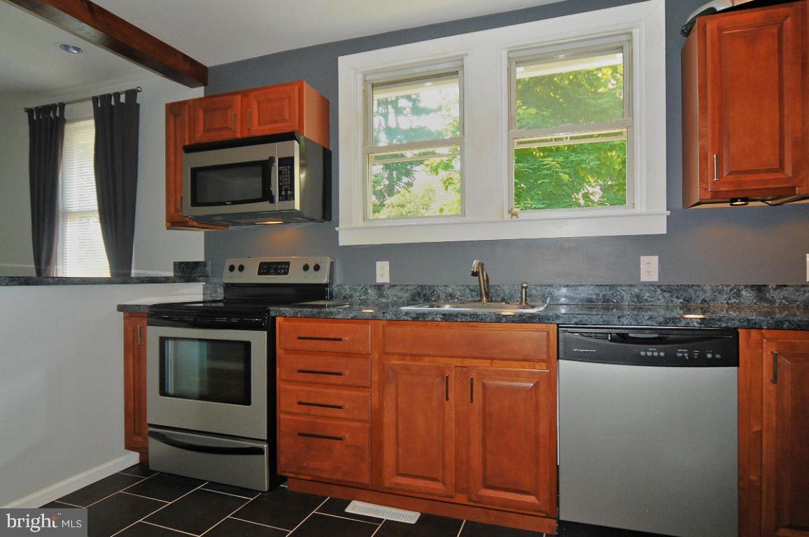 607 Pleasure Road Lancaster, PA 17601 - Photo 7 of 14 Gallery Image 7