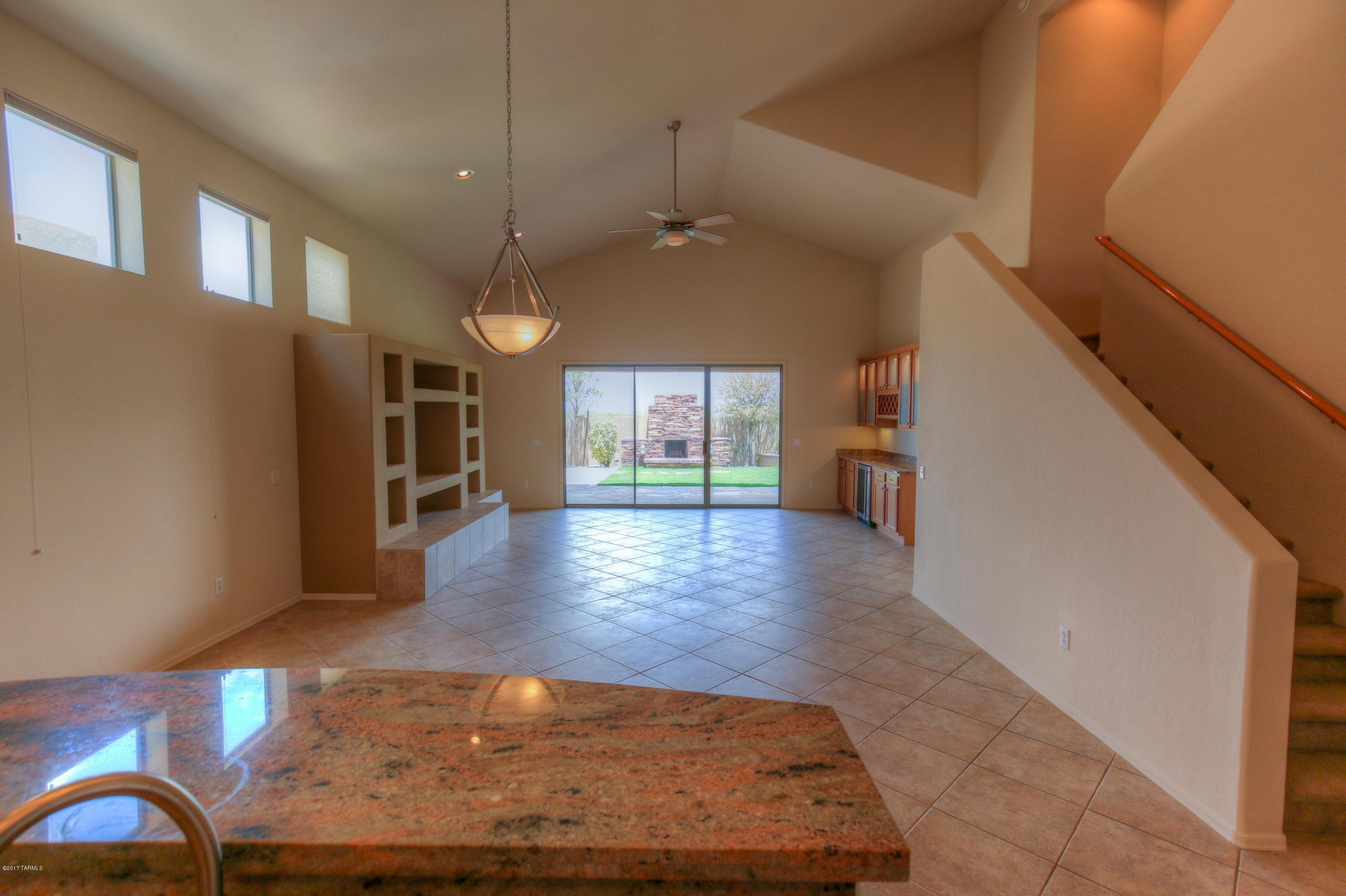 10457 East Rita Ranch Crossing Circle Tucson, AZ 85747 - Photo 9 of 34