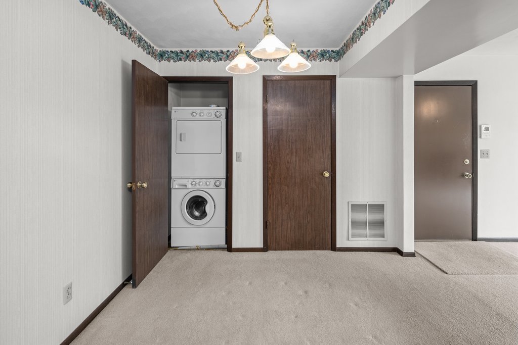 2501 Unit K 26th Avenue Rock Island, IL 61201 - Photo 9 of 19