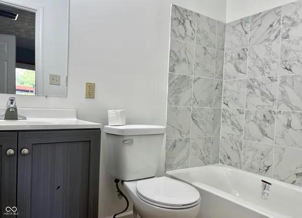 $260,000 | 5474 Sleet Drive, Indianapolis, IN 46237