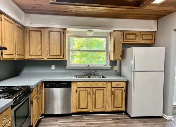 $260,000 | 5474 Sleet Drive, Indianapolis, IN 46237