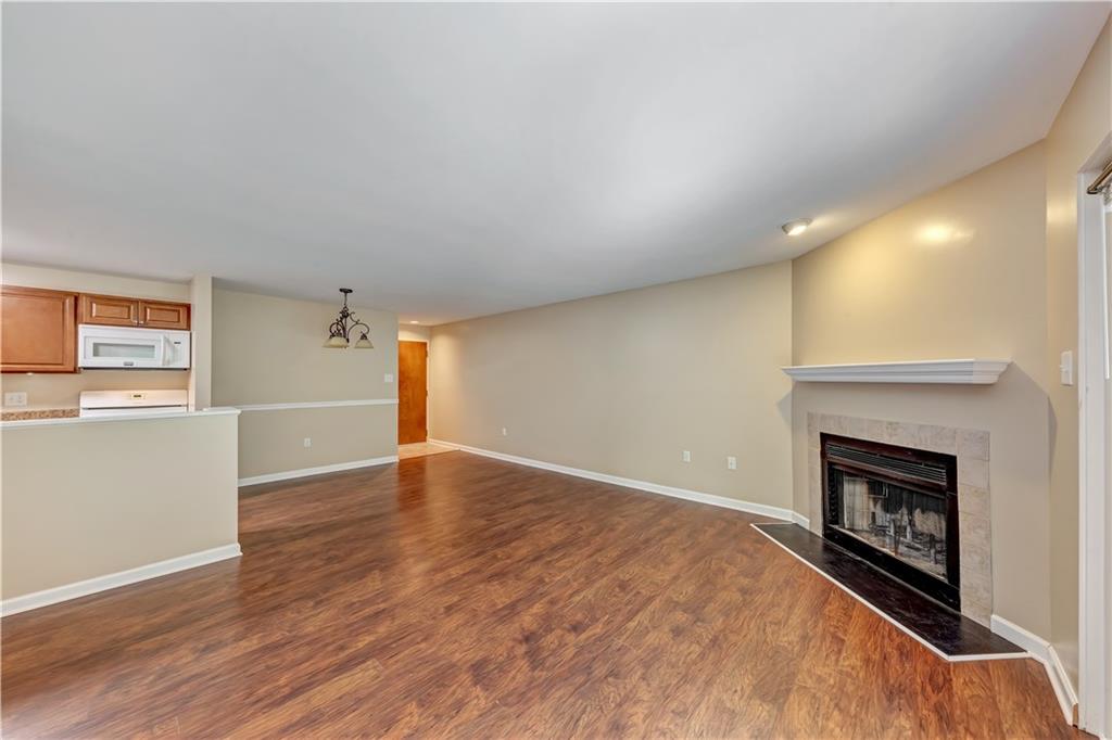 1002 Kenzie Road Pittsburgh, PA 15205 - Photo 4 of 19 Living Room - New flooring and freshly painted.