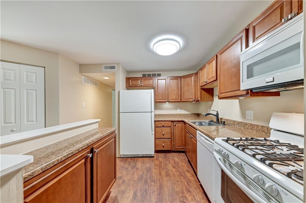 1002 Kenzie Road Pittsburgh, PA 15205 - Photo 7 of 19 Kitchen