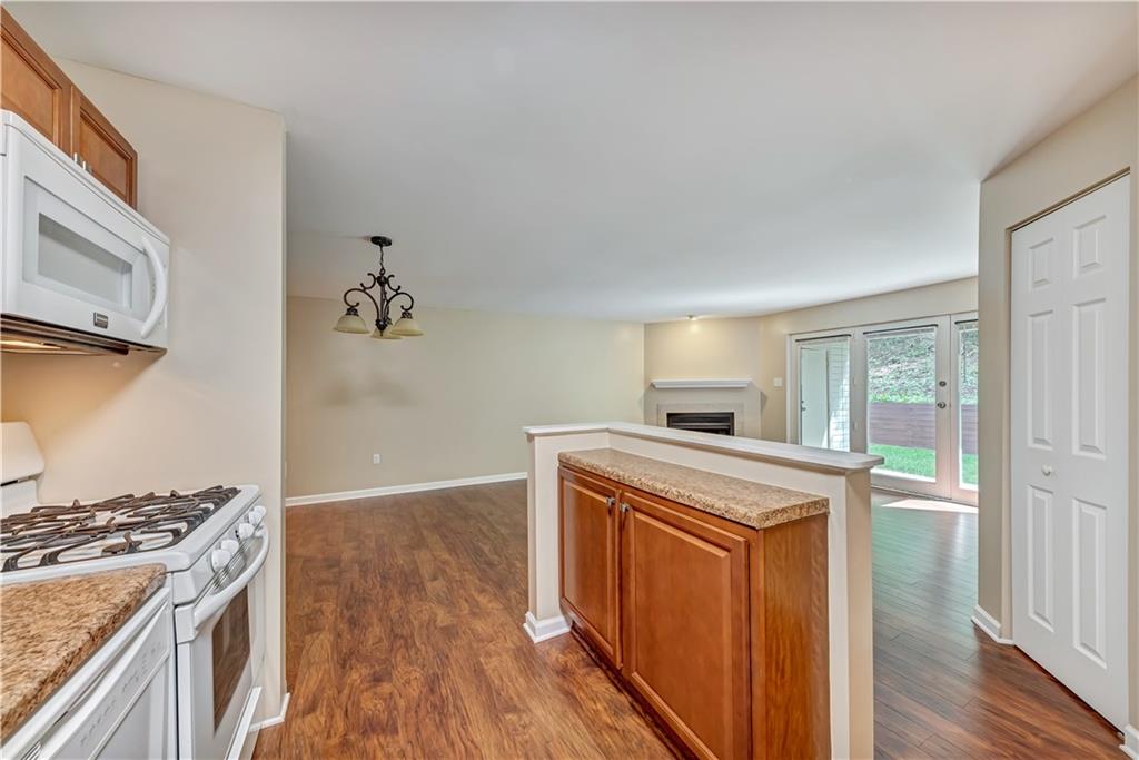 1002 Kenzie Road Pittsburgh, PA 15205 - Photo 10 of 19 Kitchen