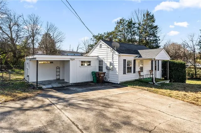 $169,900 | 2622 Woodruff Avenue, High Point, NC 27265