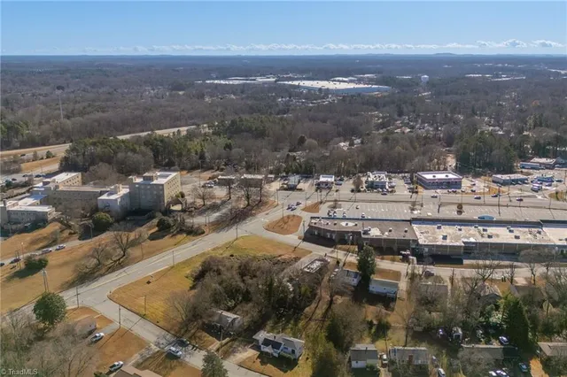 $169,900 | 2622 Woodruff Avenue, High Point, NC 27265