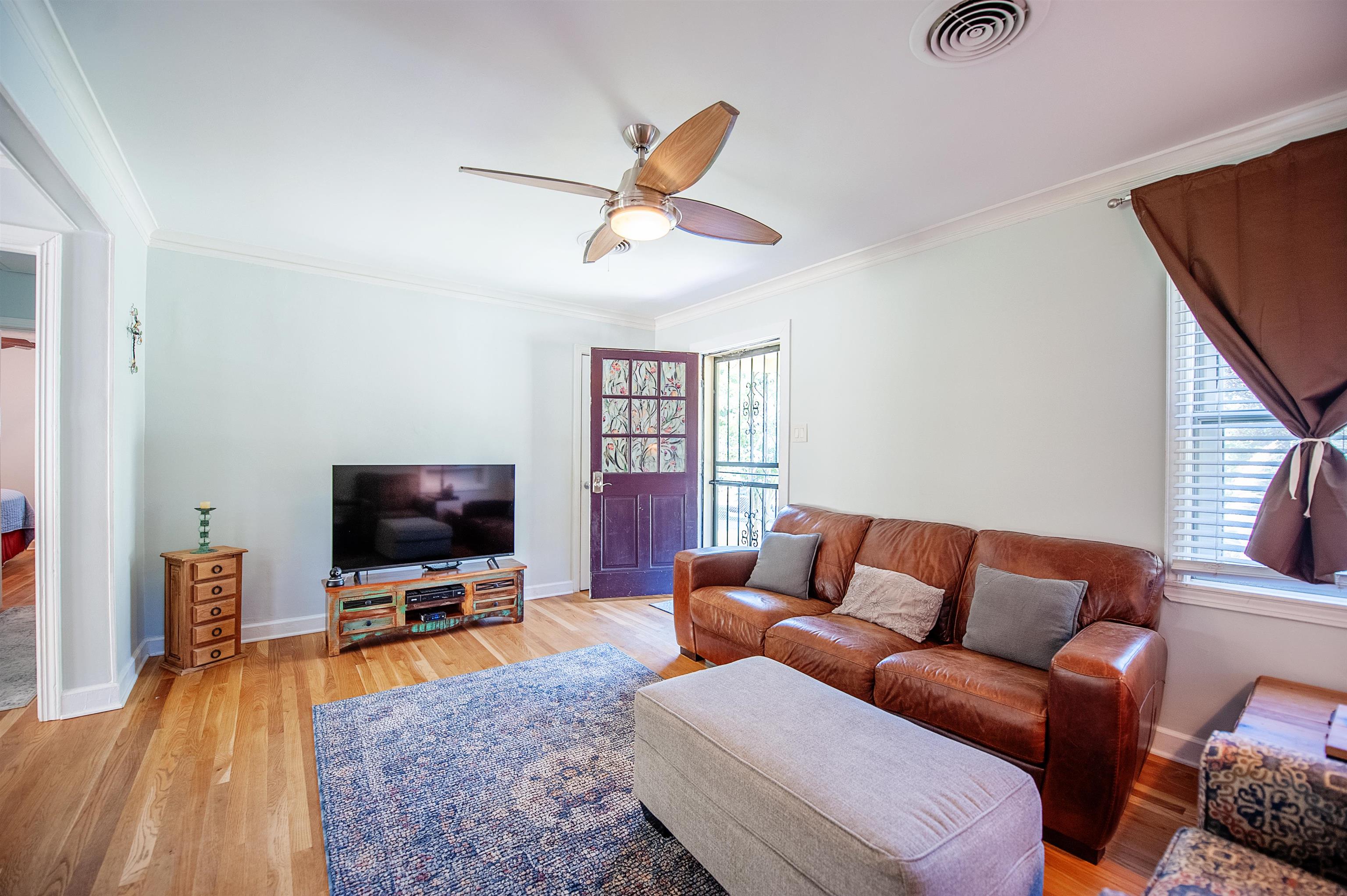 466 Gerald Road Memphis, TN 38122 - Photo 4 of 25 Gallery Image 4