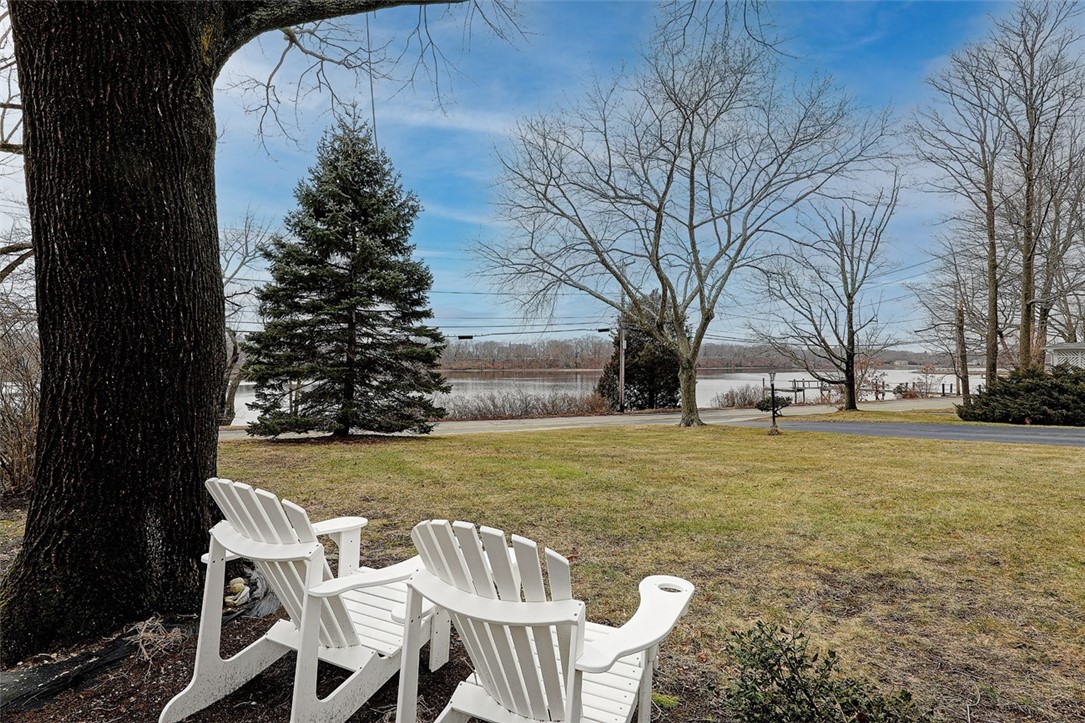 147 New Meadow Road Barrington, RI 02806 - Photo 3 of 42