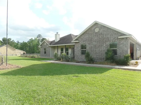 $378,000 | 14020 Farm To Market 1004, Buna, TX 77612