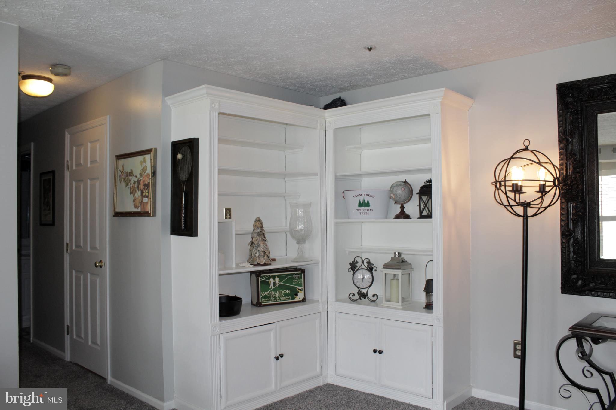 861 Deering Road, Unit 9G Pasadena, MD 21122 - Photo 4 of 31 Gallery Image 4