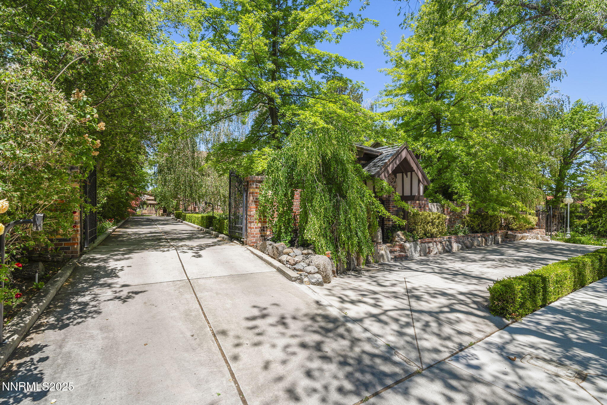 745 California Avenue Reno, NV 89509 - Photo 27 of 40 41-web-or-mls-_DSC1860