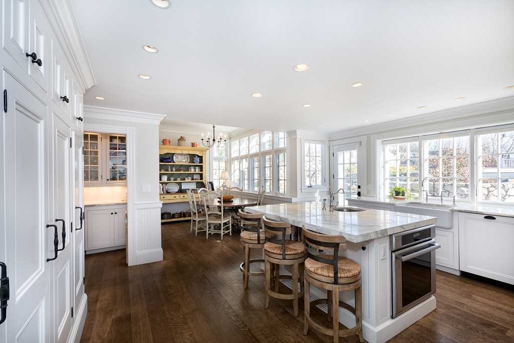 271 Jerusalem Road Cohasset, MA 02025 - Photo 5 of 30 Gallery Image 5