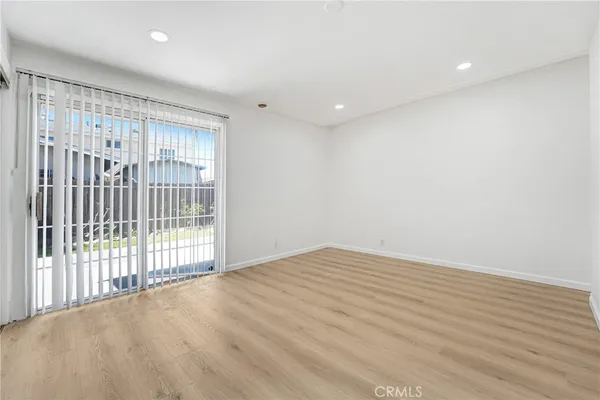 $3,895 | 10529 South Truro Avenue, Inglewood, CA 90304