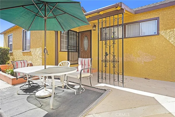 $3,895 | 10529 South Truro Avenue, Inglewood, CA 90304