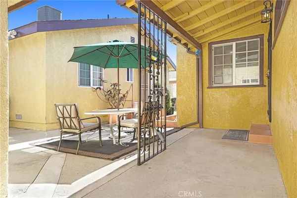$3,895 | 10529 South Truro Avenue, Inglewood, CA 90304