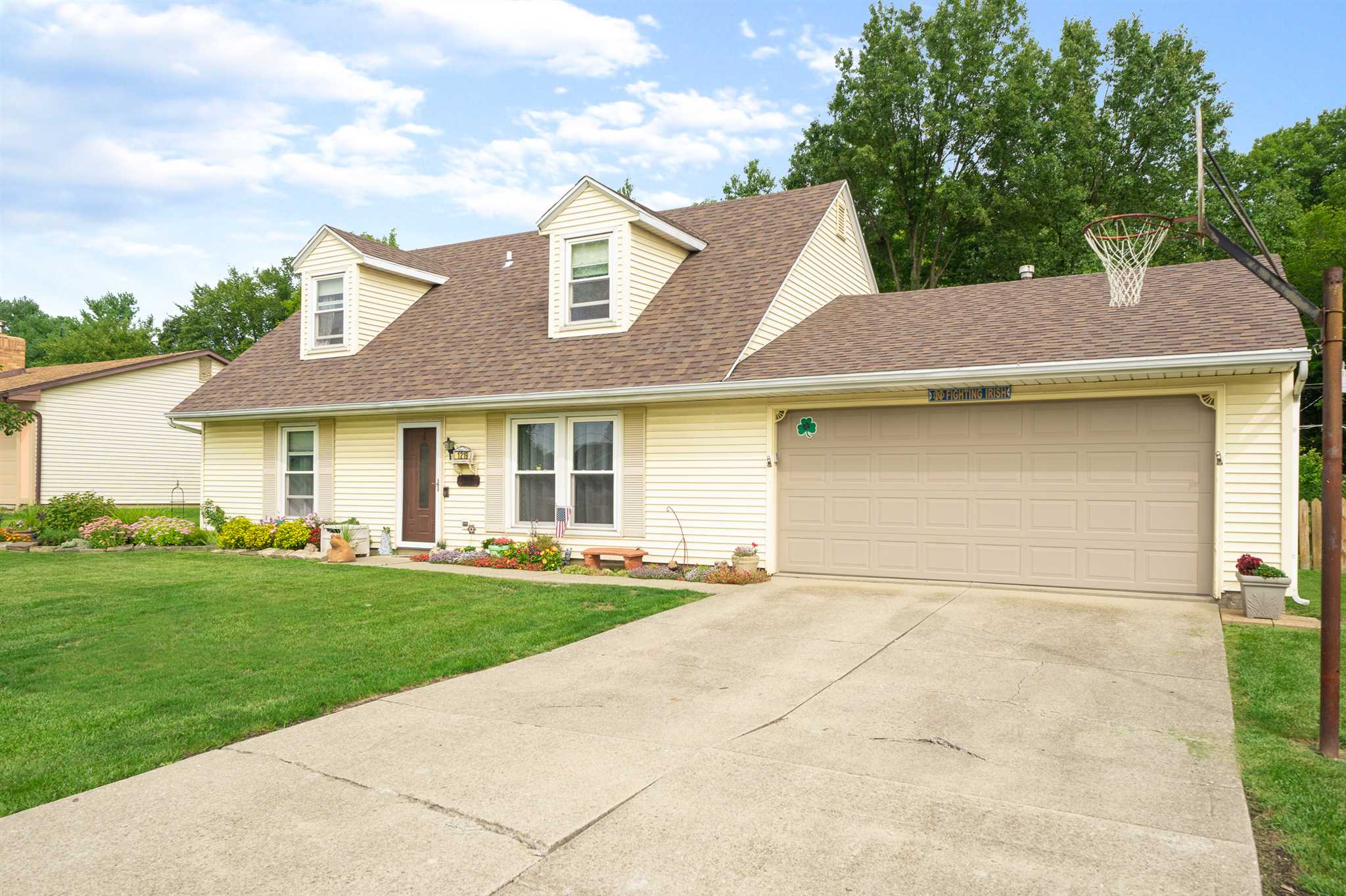 1219 Springbrook Road Fort Wayne, IN 46825 - Photo 2 of 27 Gallery Image 2