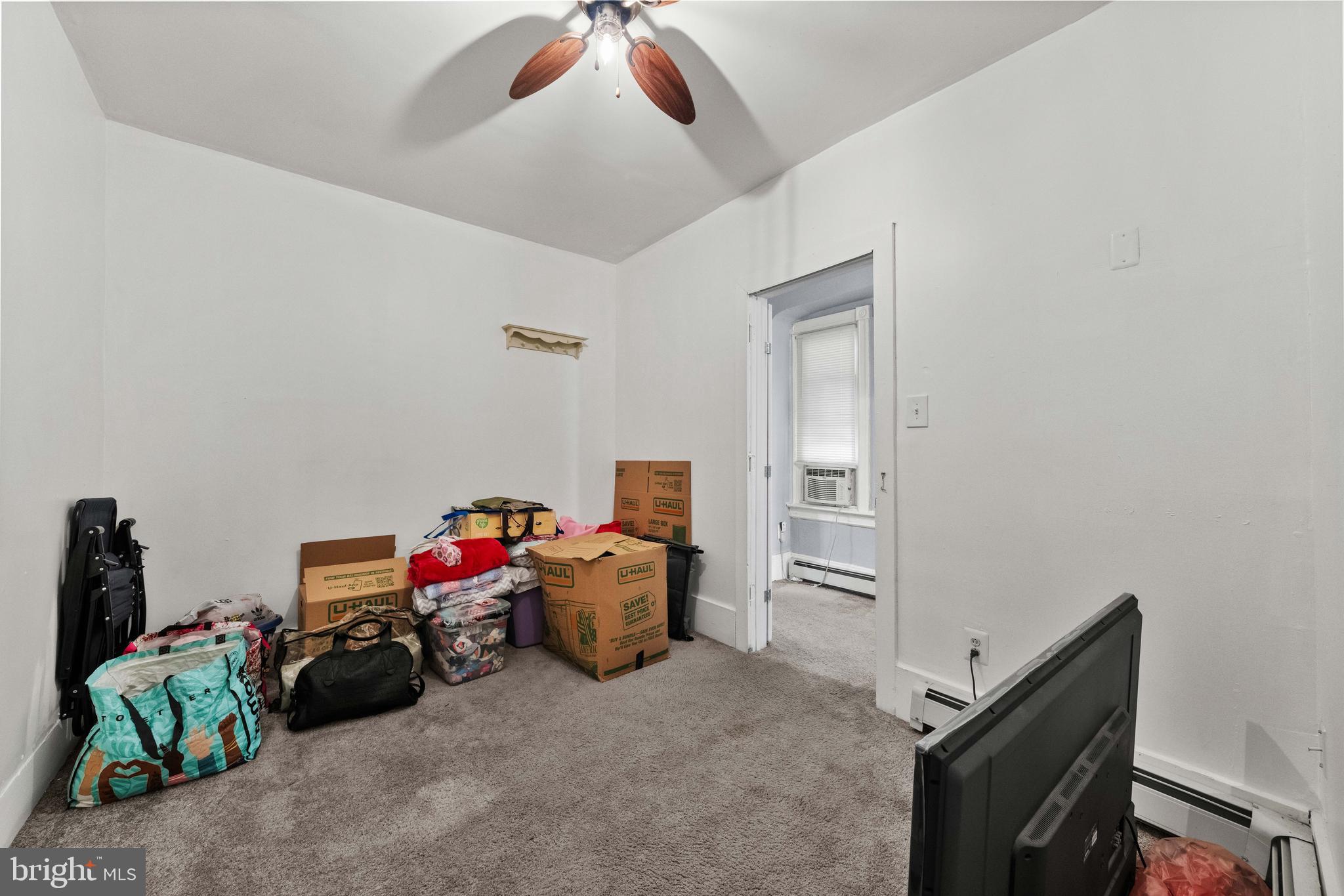 489 West Hanover Street Trenton, NJ 08618 - Photo 12 of 45