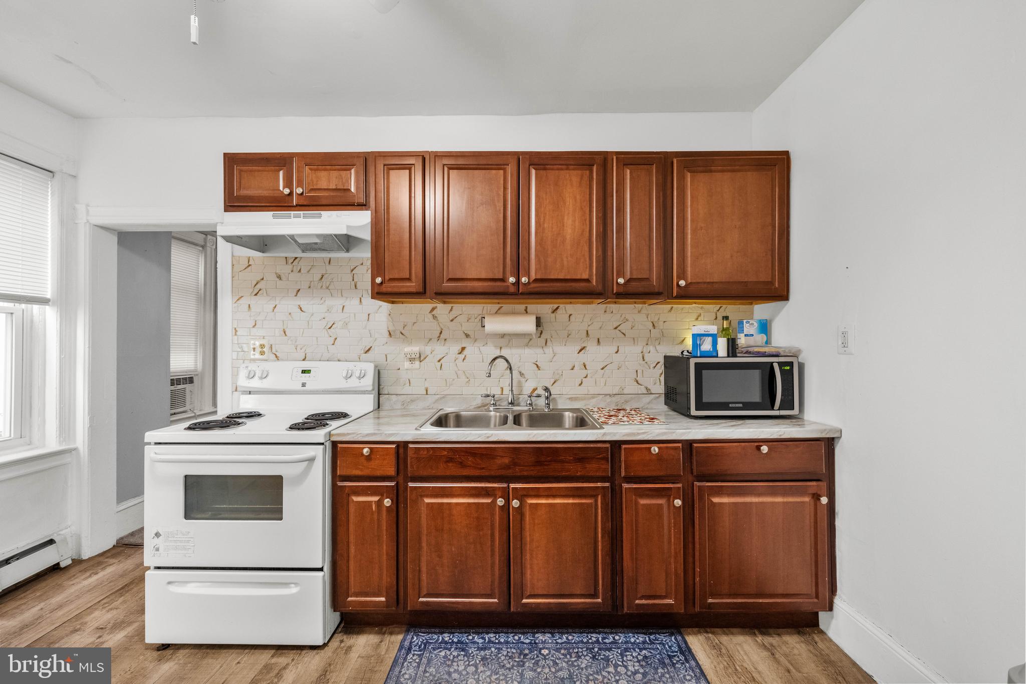 489 West Hanover Street Trenton, NJ 08618 - Photo 18 of 45