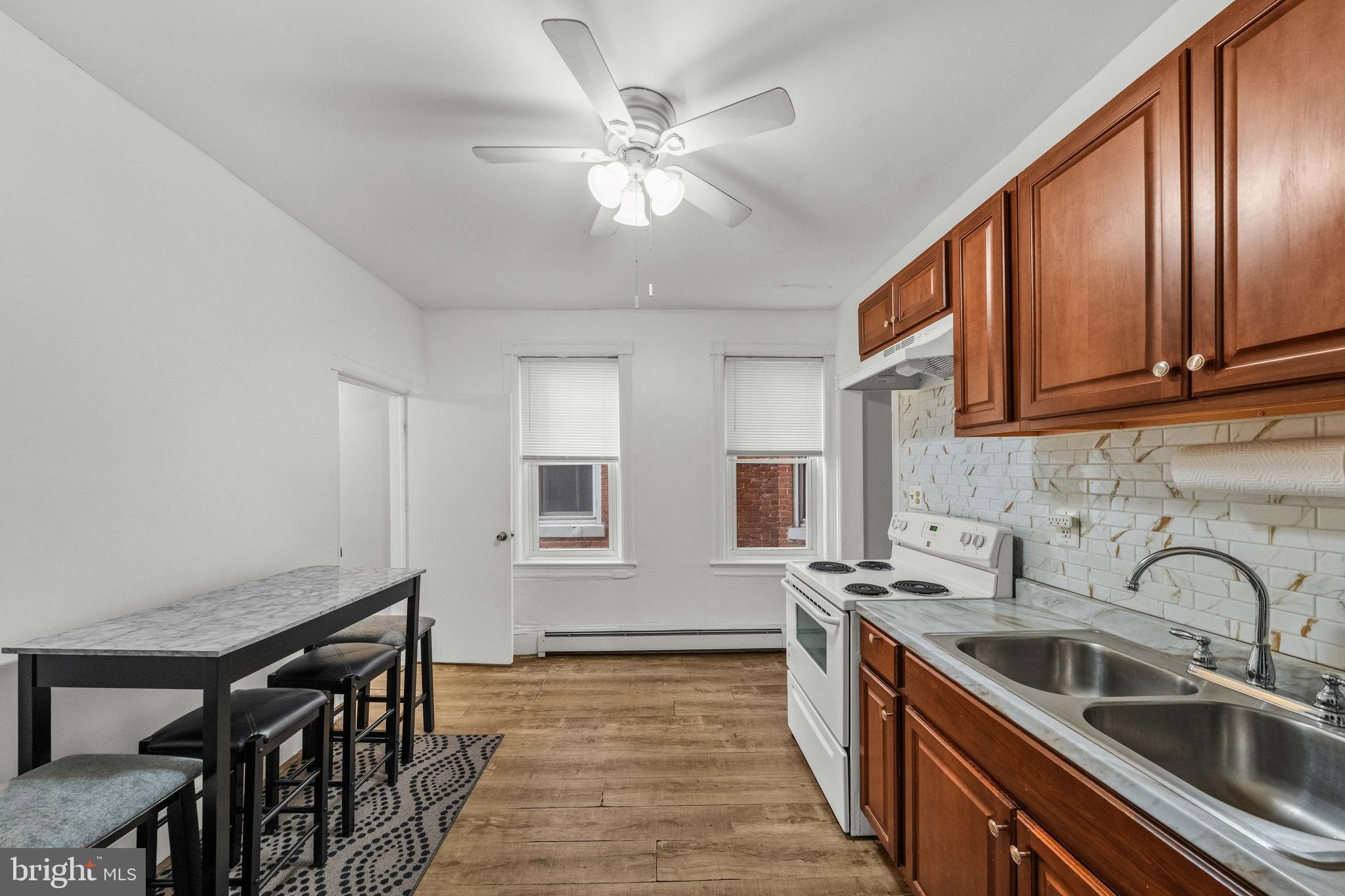 489 West Hanover Street Trenton, NJ 08618 - Photo 19 of 45