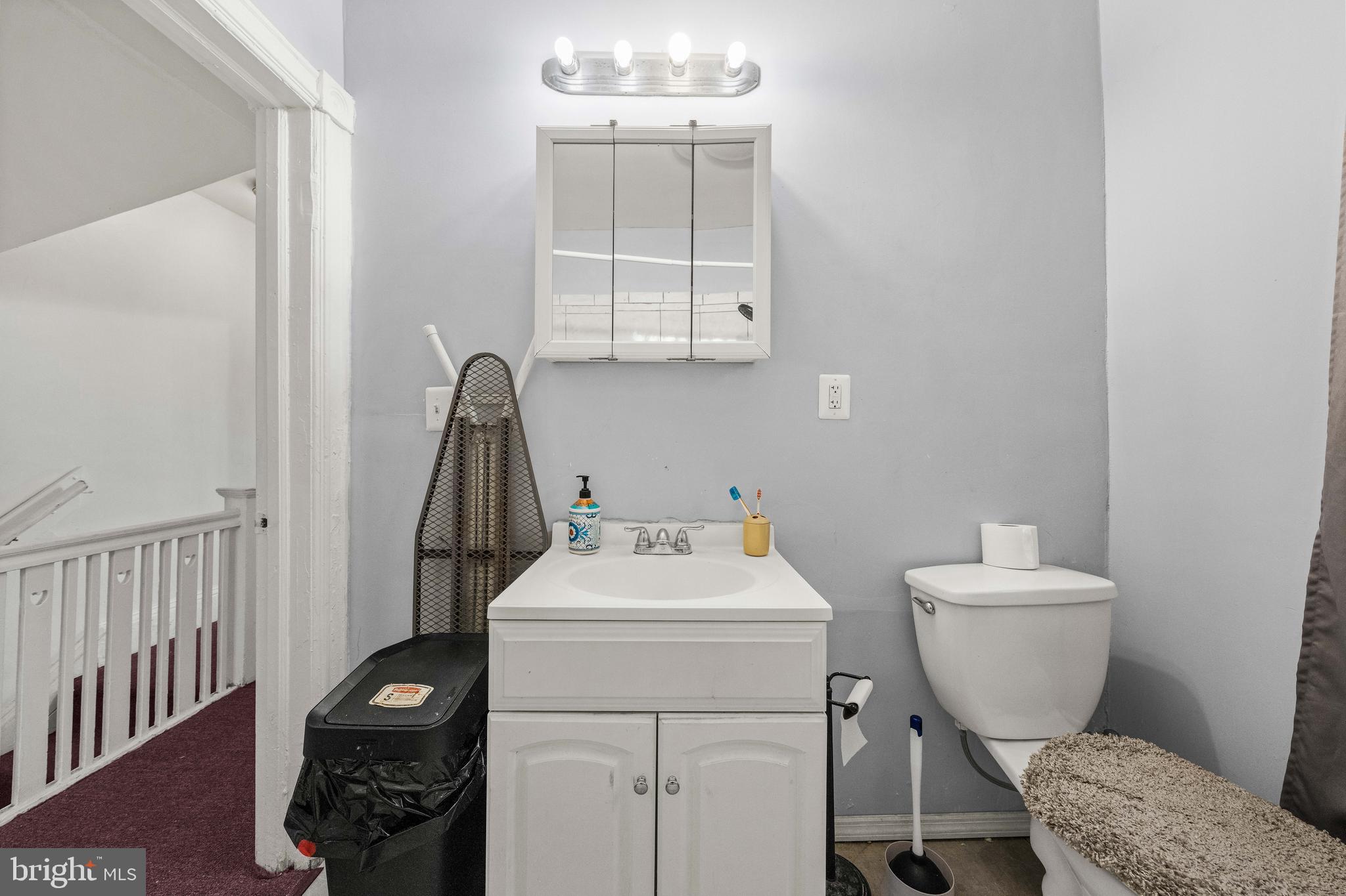 489 West Hanover Street Trenton, NJ 08618 - Photo 29 of 45