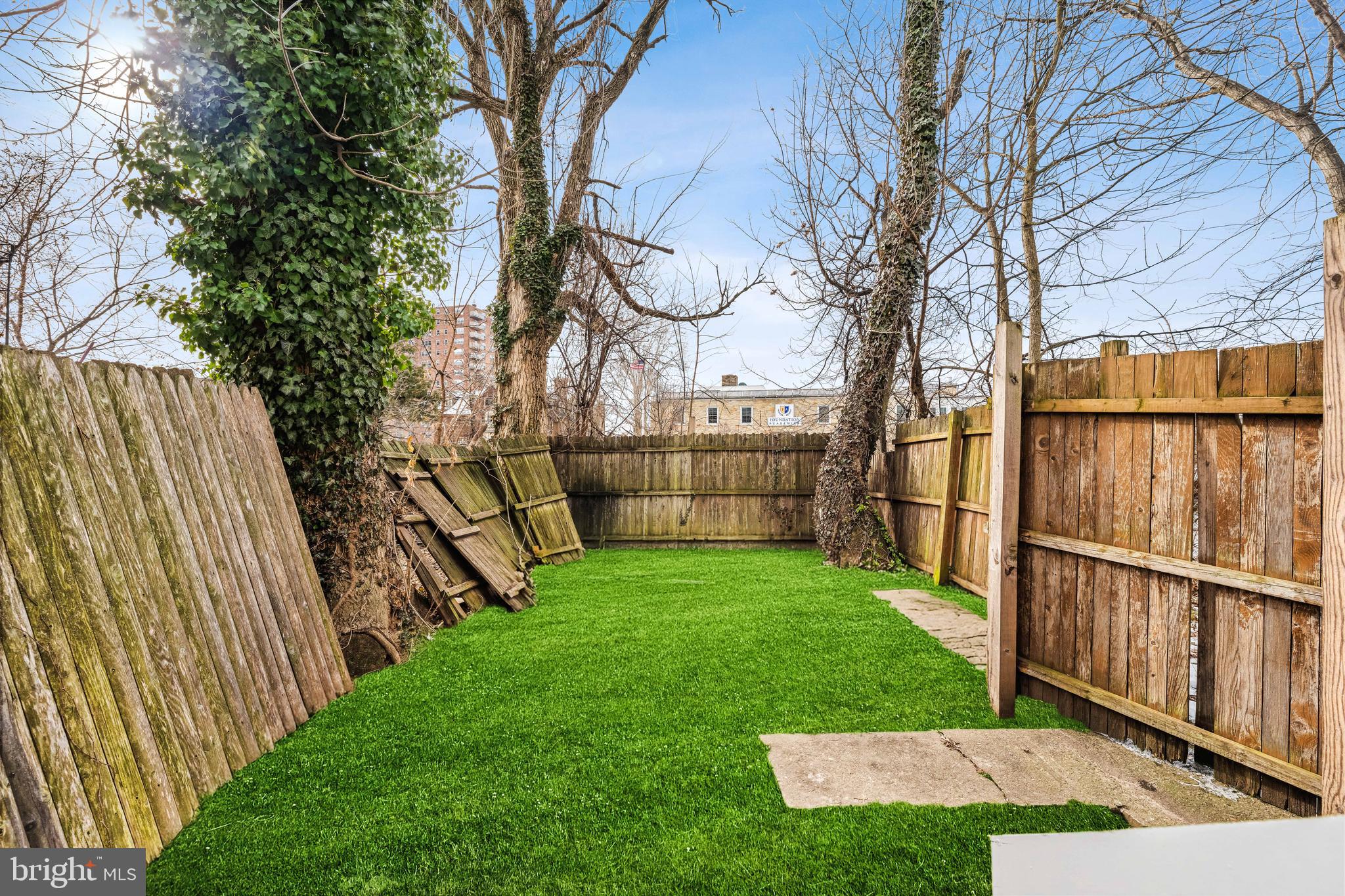 489 West Hanover Street Trenton, NJ 08618 - Photo 39 of 45