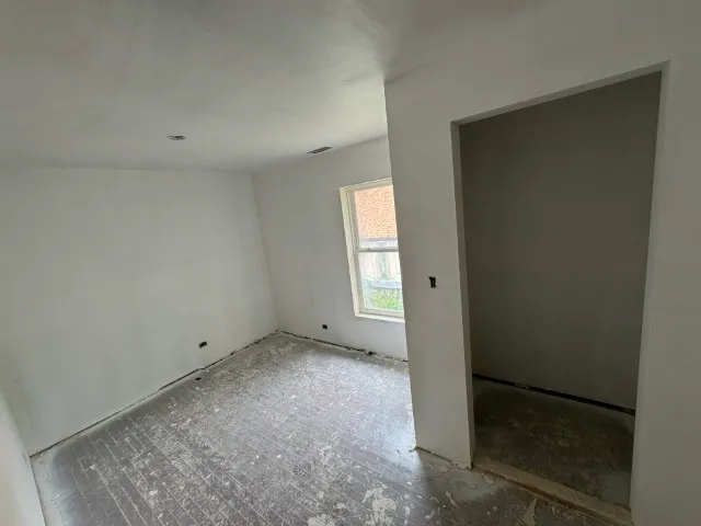 $155,000 | 1608 South 5th Avenue, Maywood, IL 60153