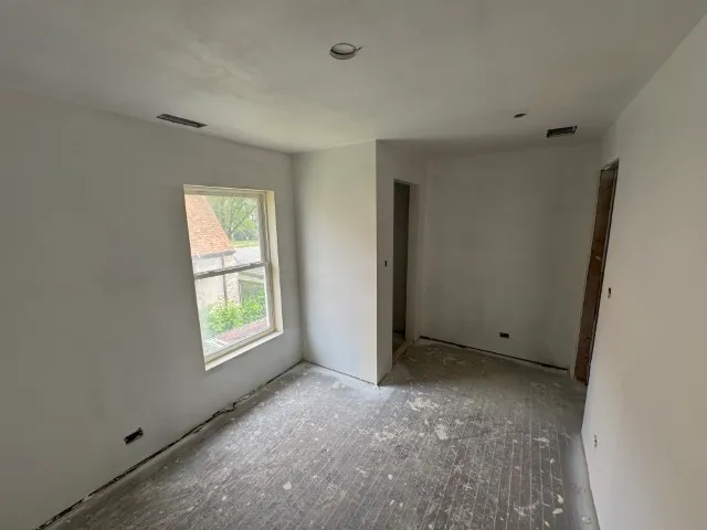 $155,000 | 1608 South 5th Avenue, Maywood, IL 60153