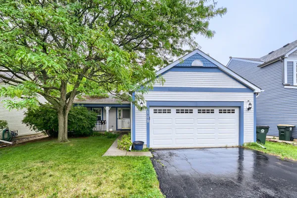 $2,600 | 108 East Big Horn Drive, Grayslake, IL 60030