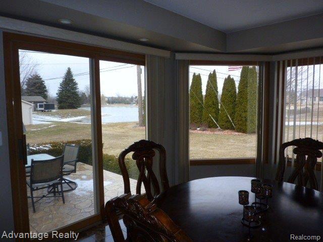 53075 Chesterfield Road New Baltimore, MI 48051 - Photo 11 of 25 P1070548.JPG